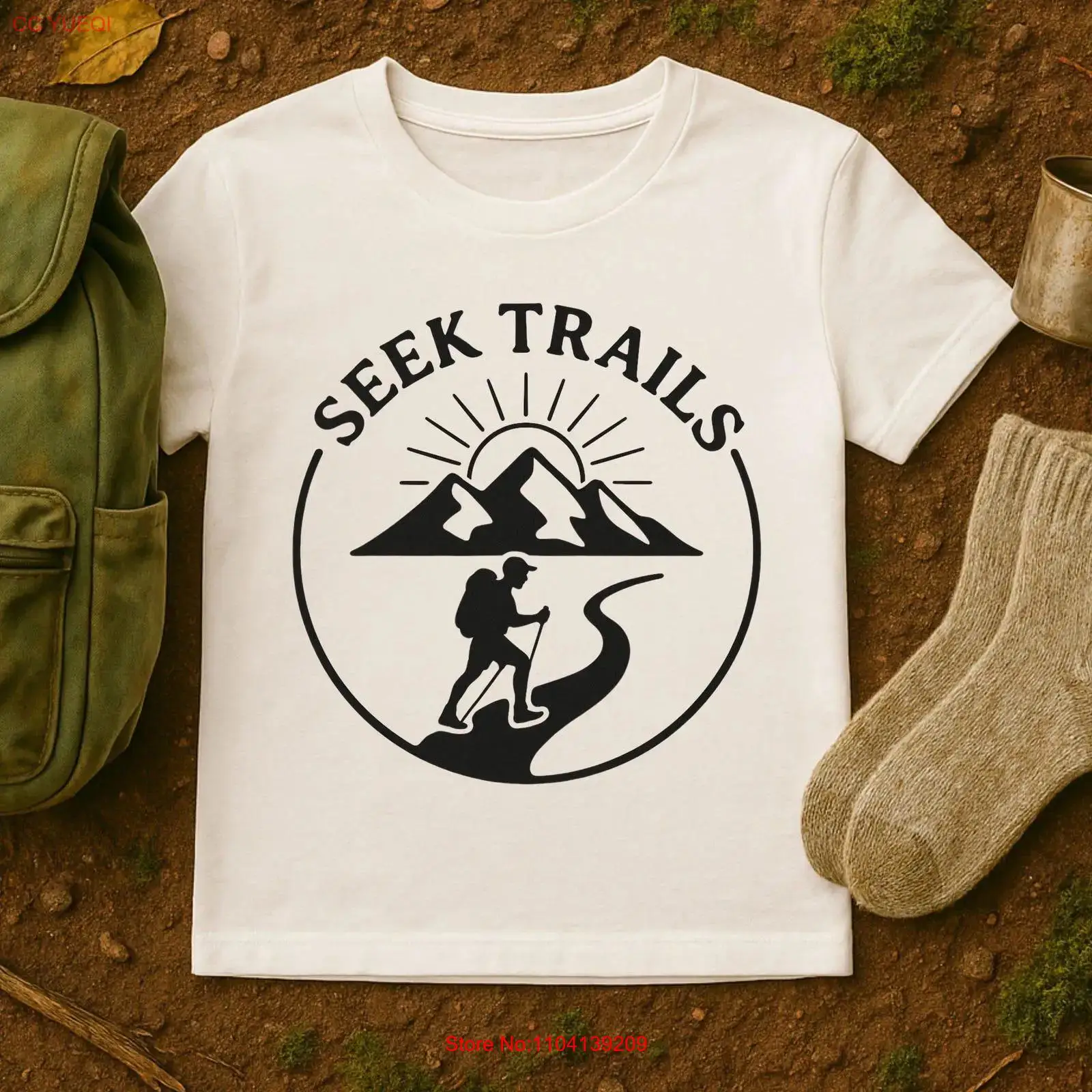 Outdoor Adventure Enthusiast - 冒険愛好家向けTシャツ ハイキング アウトドア愛好家向けアパレル 自然愛好家 キャンプ ヴィンテージ
