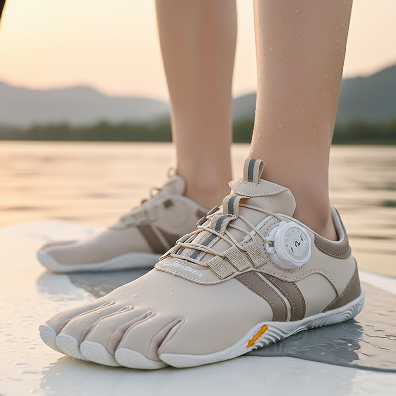 ガロンシャーク ファイブフィンガー ベアフットシューズ、柔軟 - Outdoor Adventure Training のレビューと価格