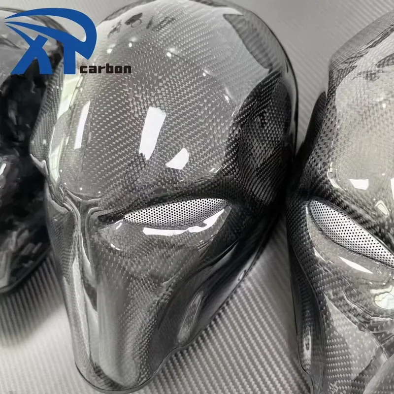 戦術愛好家やアウトドア愛好家向けに設計されたこのプレミアム迷 - Outdoor Adventure Enthusiast のレビューと価格
